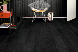 Ламінат Quick-Step Impressive Ultra Дошка обпалена, 32 клас, фаска 4v, вологостійкий, 12*190*1380 мм